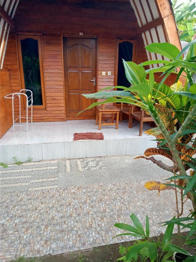 Mirna Homestay 길리 아이르 외부 사진