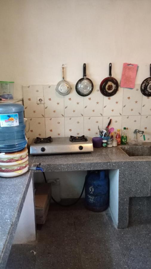 Mirna Homestay 길리 아이르 외부 사진