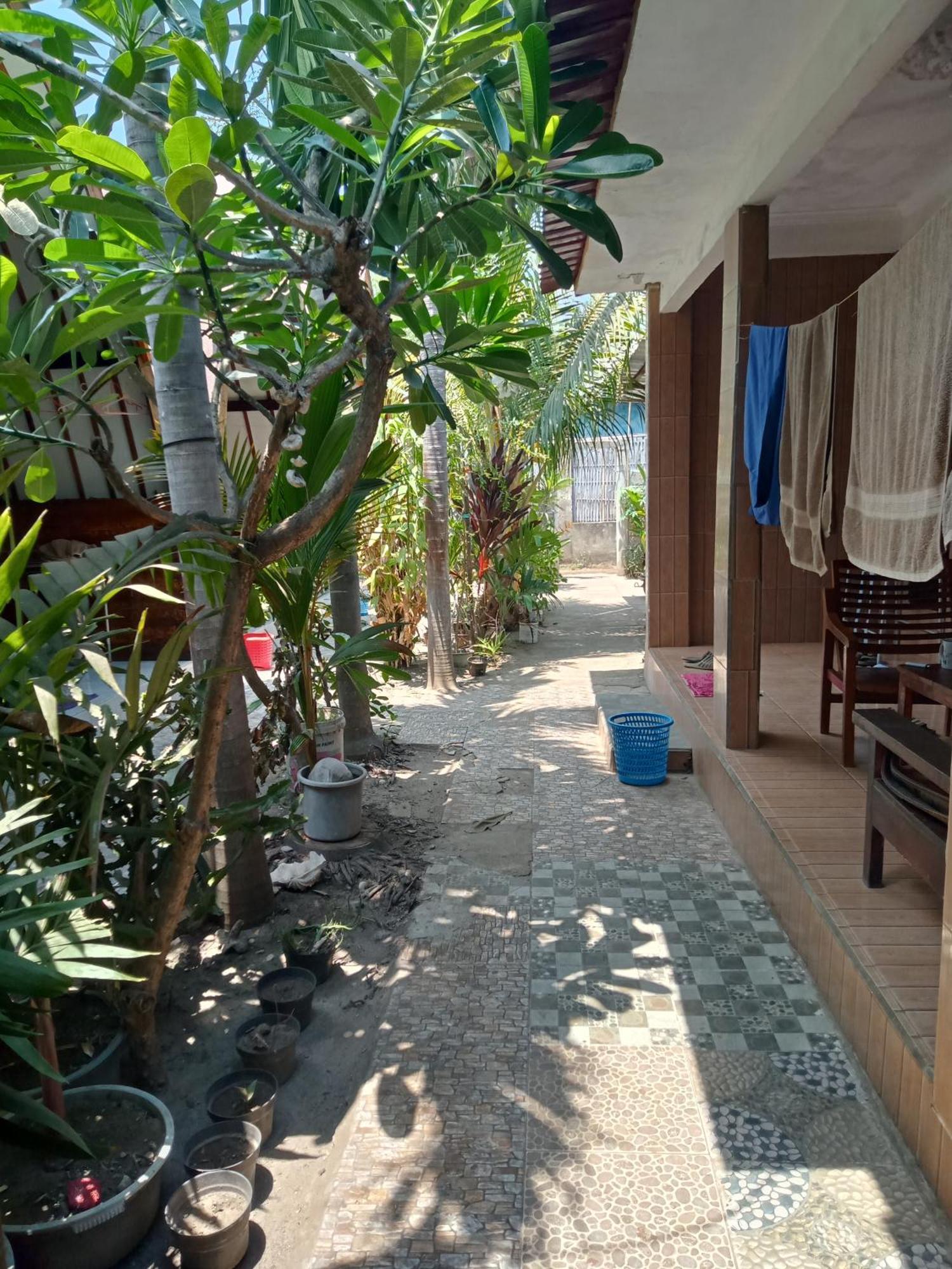 Mirna Homestay 길리 아이르 외부 사진
