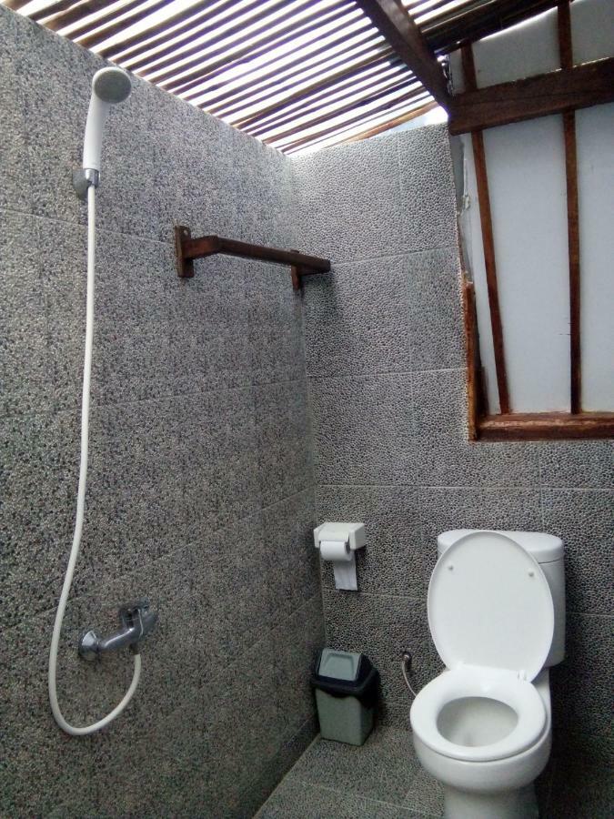 Mirna Homestay 길리 아이르 외부 사진