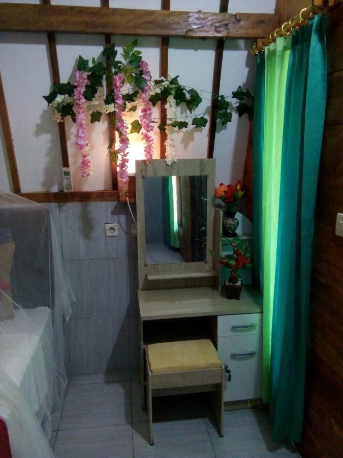 Mirna Homestay 길리 아이르 외부 사진